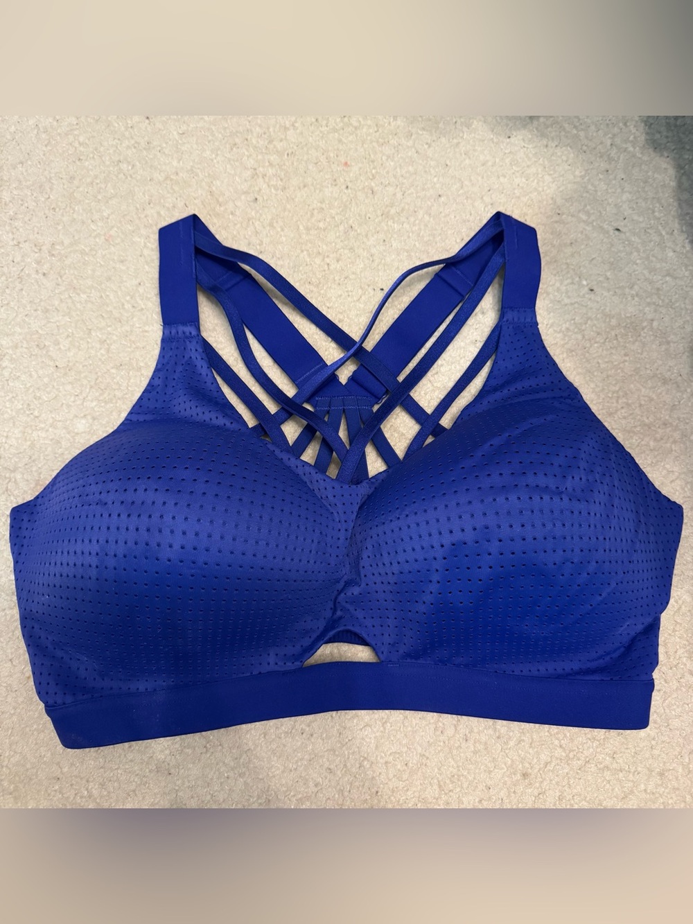 Perforated Strappy Wireless Sports Bra in Deep Blue